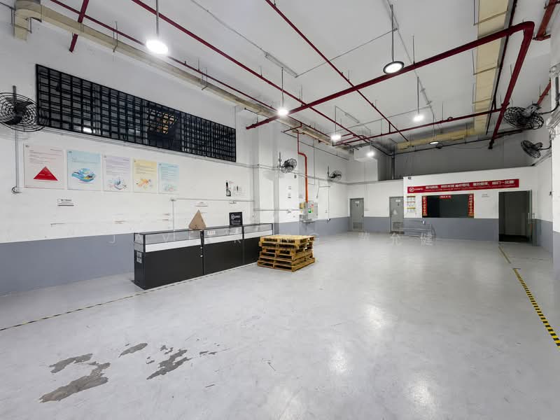 TCH Techcentre, 71 Toh Guan Road East, 1,636 sqft, Factory / Workshop (B2) For Rent, by Javier Ng 黄允健, 500243846 - Interior - CommercialGuru.com.sg