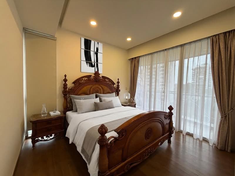 Hallmark Residences, 21 Ewe Boon Road, 3 Bedrooms, 1,518 sqft, Condominium For Sale, by Kyle Ng, 500243848 - Bedroom - PropertyGuru.com.sg