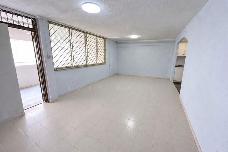 124 Bishan Street 12, 124 Bishan Street 12, Ang Mo Kio / Bishan / Thomson, Room Rental, 120 sqft, HDB Flat For Rent, by Joey Kuok, 500243850 - Living Room - PropertyGuru.com.sg
