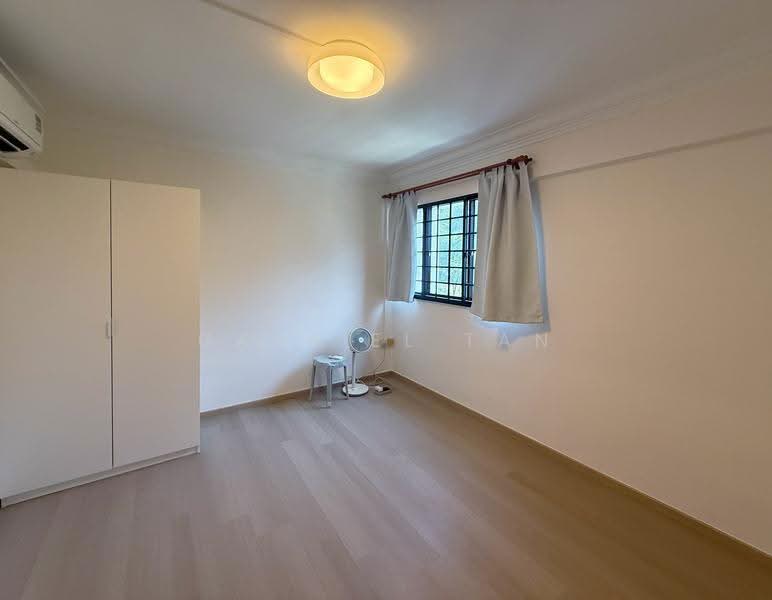 418 Bedok North Avenue 2, 418 Bedok North Avenue 2, 3 Bedrooms, 990 sqft, HDB Flat For Rent, by Gabriel Tan, 500243851 - Bedroom 1 - PropertyGuru.com.sg