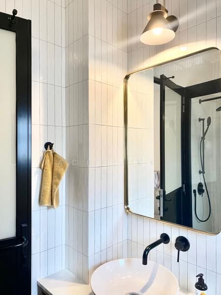 Stangee Place, Stangee Place, 2 Bedrooms, 1,077 sqft, Walk-up Apartment For Rent, by Rachel Koh, 500243856 - Bathroom - PropertyGuru.com.sg