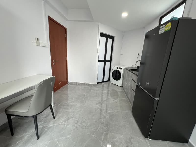 Parc Oasis, 35 Jurong East Avenue 1, Studio, 200 sqft, Condominium For Rent, by Krystefer Goh, 500243857 - PropertyGuru.com.sg