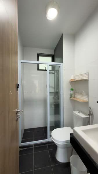 Soho 188, 188 Race Course Road, 3 Bedrooms, 560 sqft, Apartment For Rent, by Andrew Chua, 500243864 - Bathroom - PropertyGuru.com.sg