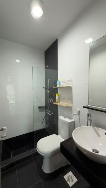 Soho 188, 188 Race Course Road, 3 Bedrooms, 560 sqft, Apartment For Rent, by Andrew Chua, 500243864 - Bathroom - PropertyGuru.com.sg