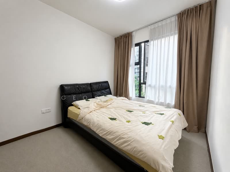 The Brownstone, 154 Canberra Drive, 3 Bedrooms, 958 sqft, Condominium For Rent, by George Poo, 500243869 - Bedroom - PropertyGuru.com.sg