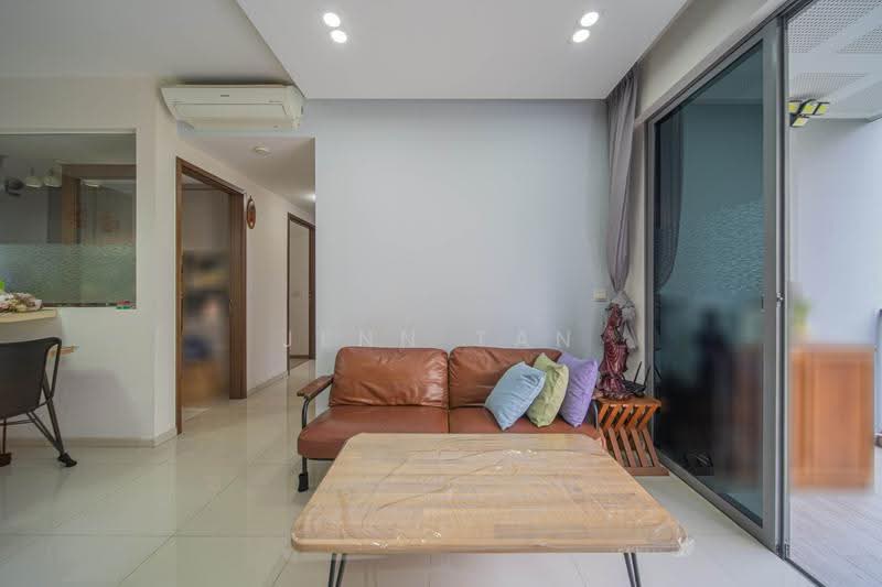 The Visionaire, 174 Canberra Drive, 3 Bedrooms, 980 sqft, Condominium For Sale, by Jenn Tan, 500243873 - Living Room - PropertyGuru.com.sg