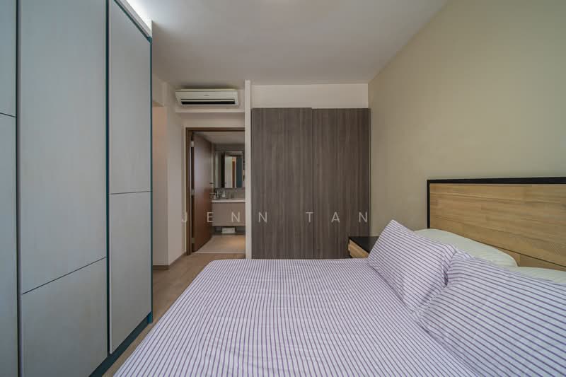 The Visionaire, 174 Canberra Drive, 3 Bedrooms, 980 sqft, Condominium For Sale, by Jenn Tan, 500243873 - Master Bedroom - PropertyGuru.com.sg