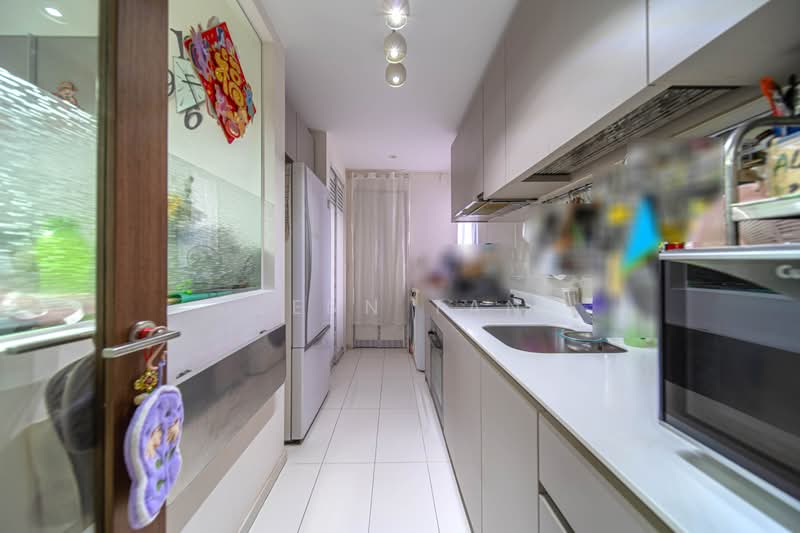 The Visionaire, 174 Canberra Drive, 3 Bedrooms, 980 sqft, Condominium For Sale, by Jenn Tan, 500243873 - Kitchen - PropertyGuru.com.sg