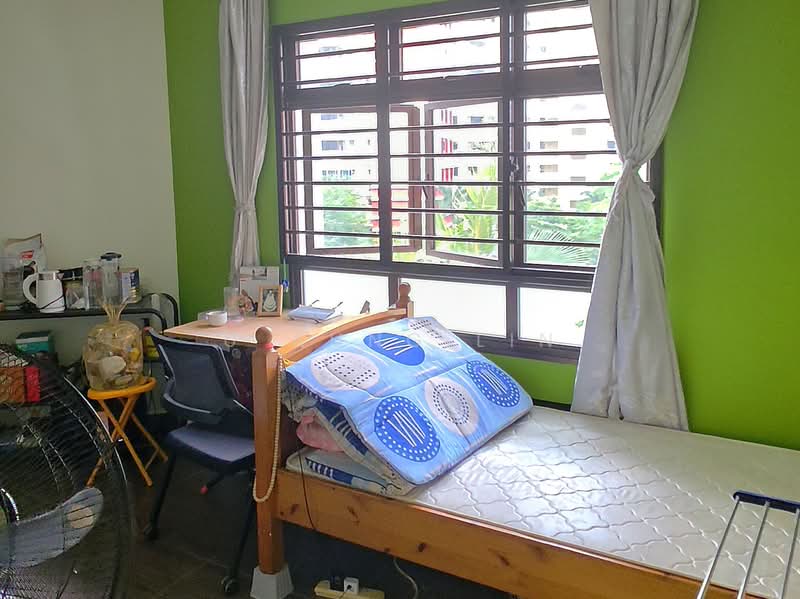 75B Redhill Road, 75B Redhill Road, 3 Bedrooms, 1,076 sqft, HDB Flat For Sale, by U Aung Lin, 500243876 - Bedroom - PropertyGuru.com.sg