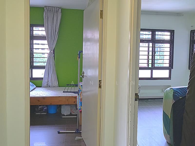 75B Redhill Road, 75B Redhill Road, 3 Bedrooms, 1,076 sqft, HDB Flat For Sale, by U Aung Lin, 500243876 - Bedroom - PropertyGuru.com.sg
