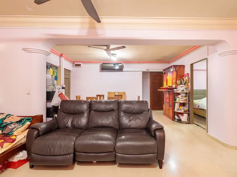 560 Pasir Ris Street 51, 560 Pasir Ris Street 51, 3 Bedrooms, 1,130 sqft, HDB Flat For Sale, by Zee Koh, 500243877 - Living Room - PropertyGuru.com.sg