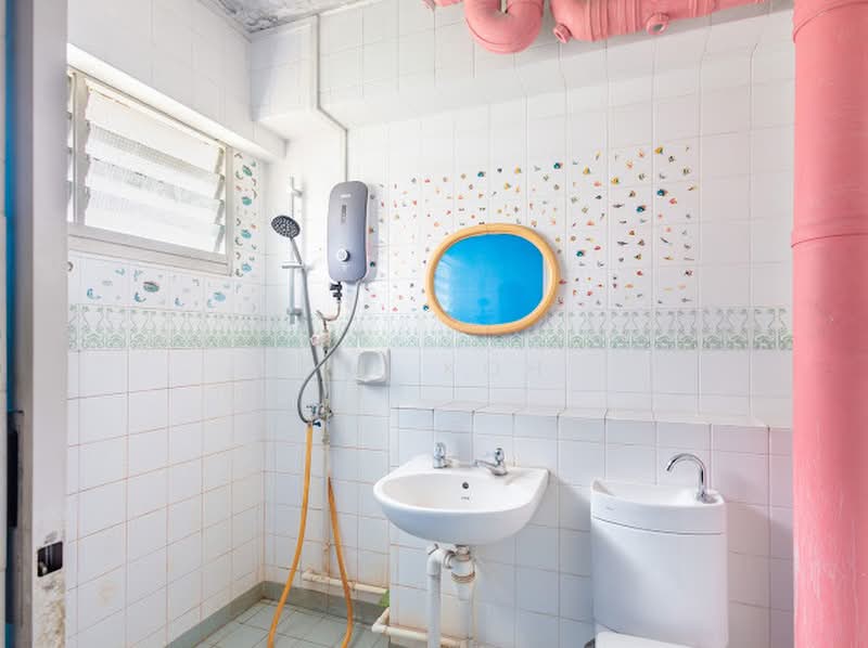 560 Pasir Ris Street 51, 560 Pasir Ris Street 51, 3 Bedrooms, 1,130 sqft, HDB Flat For Sale, by Zee Koh, 500243877 - Bathroom - PropertyGuru.com.sg