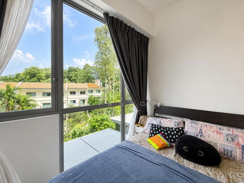 Pollen & Bleu, 15 Farrer Drive, 2 Bedrooms, 1,163 sqft, Condominium For Sale, by Vivian Ong, 500243888 - Junior Master Bedroom - PropertyGuru.com.sg