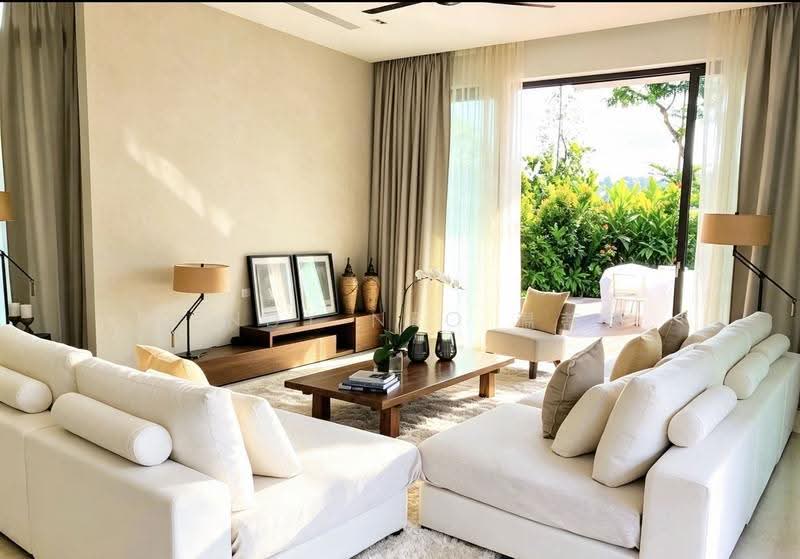 Andrew Road_Caldecott Hill_Bungalow For Rent, Tanglin / Holland / Bukit Timah, 7 Bedrooms, 9,450 sqft, Good Class Bungalow For Rent, by Wendy Neo 温蒂梁, 500243891 - Living Room - PropertyGuru.com.sg
