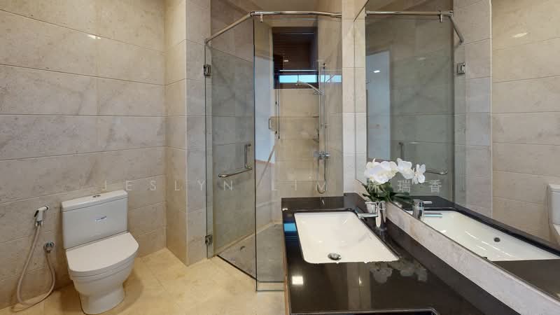 182D Lornie Road | Exclusive Prime District 11 Bungalow, Lornie Road, 7 Bedrooms, 9,450 sqft, Bungalow House For Rent, by Jeslyn Lim 林瑞香, 500243892 - Bathroom - PropertyGuru.com.sg