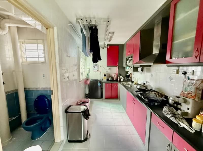 104A Edgefield Plains, 104A Edgefield Plains, 3 Bedrooms, 1,270 sqft, HDB Flat For Rent, by Jeslyn Lim 林瑞香, 500243894 - Kitchen - PropertyGuru.com.sg