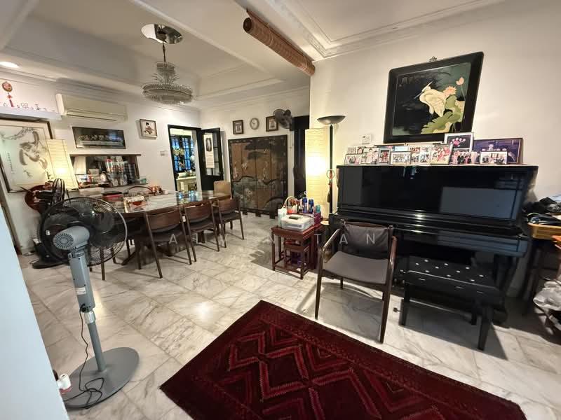 Bungalow for Sale in Branksome Area, Branksome/Wilkinson/Goodman, East Coast / Marine Parade, 6 Bedrooms, 3,000 sqft, Bungalow House For Sale, by Alvin Tan, 500243915 - Living Room - PropertyGuru.com.sg