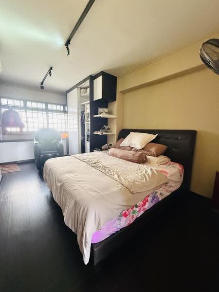 713 Tampines Street 71, 713 Tampines Street 71, Pasir Ris / Tampines, 3 Bedrooms, 1,076 sqft, HDB Flat For Sale, by Gilbert Tiew, 500243916 - Bedroom - PropertyGuru.com.sg