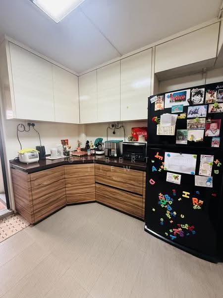 713 Tampines Street 71, 713 Tampines Street 71, Pasir Ris / Tampines, 3 Bedrooms, 1,076 sqft, HDB Flat For Sale, by Gilbert Tiew, 500243916 - Kitchen - PropertyGuru.com.sg