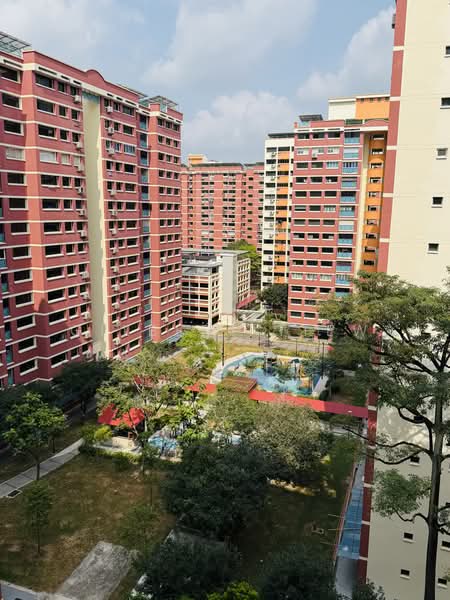 713 Tampines Street 71, 713 Tampines Street 71, Pasir Ris / Tampines, 3 Bedrooms, 1,076 sqft, HDB Flat For Sale, by Gilbert Tiew, 500243916 - Exterior - PropertyGuru.com.sg