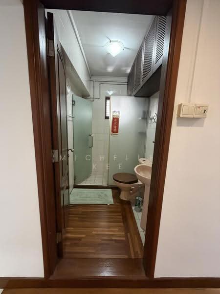 375 Hougang Street 31, 375 Hougang Street 31, 3 Bedrooms, 1,517 sqft, HDB Flat For Sale, by Michelle Kee, 500243919 - Bathroom - PropertyGuru.com.sg
