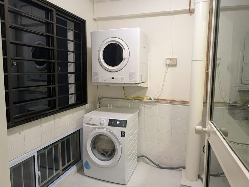 864 Jurong West Street 81, 864 Jurong West Street 81, Room Rental, 120 sqft, HDB Flat For Rent, by Ben Lau, 500243925 - Laundry Area - PropertyGuru.com.sg