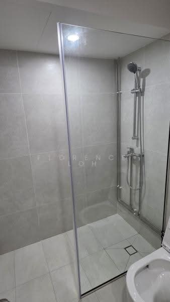 Shelford Regency, 65 Shelford Road, Newton / Novena, 3 Bedrooms, 1,302 sqft, Condominium For Rent, by Florence Loh, 500243930 - Bathroom - PropertyGuru.com.sg