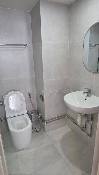 Shelford Regency, 65 Shelford Road, Newton / Novena, 3 Bedrooms, 1,302 sqft, Condominium For Rent, by Florence Loh, 500243930 - Bathroom - PropertyGuru.com.sg