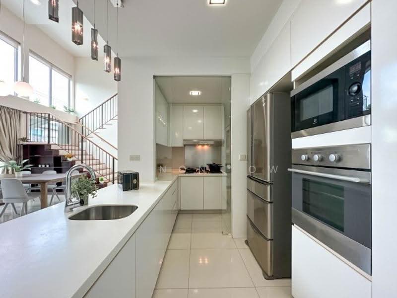 ClementiWoods Condominium, 82 West Coast Road, 4 Bedrooms, 2,875 sqft, Condominium For Sale, by Vernon Low, 500243931 - PropertyGuru.com.sg