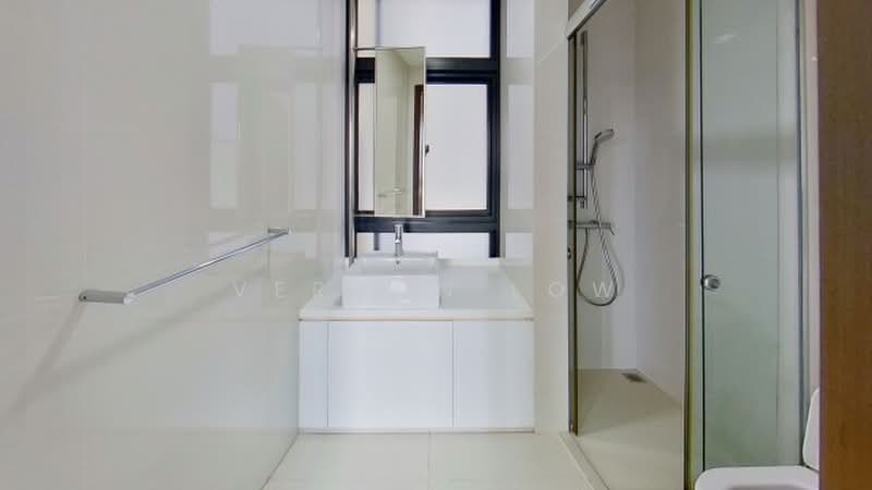 Domus, 8 Irrawaddy Road, Balestier / Toa Payoh, 2 Bedrooms, 1,001 sqft, Condominium For Sale, by Vernon Low, 500243933 - Common Bath - PropertyGuru.com.sg