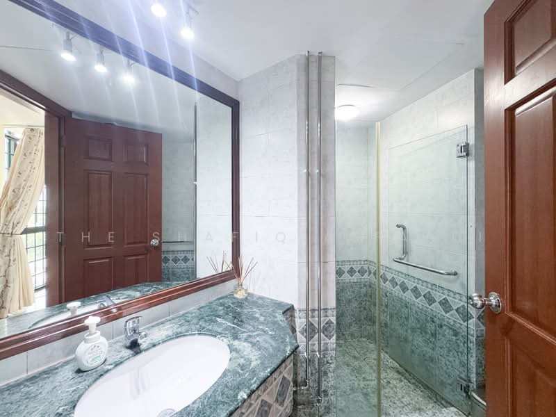 The Springbloom, 143 Serangoon Avenue 3, 2 Bedrooms, 1,130 sqft, Condominium For Rent, by THE SHAFIQ AFFANDI, 500243939 - Bathroom - PropertyGuru.com.sg