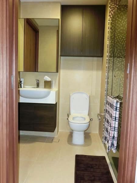 Cradels, 10 Lorong Limau, 2 Bedrooms, 441 sqft, Condominium For Rent, by Royston Kwek, 500243948 - Bathroom - PropertyGuru.com.sg