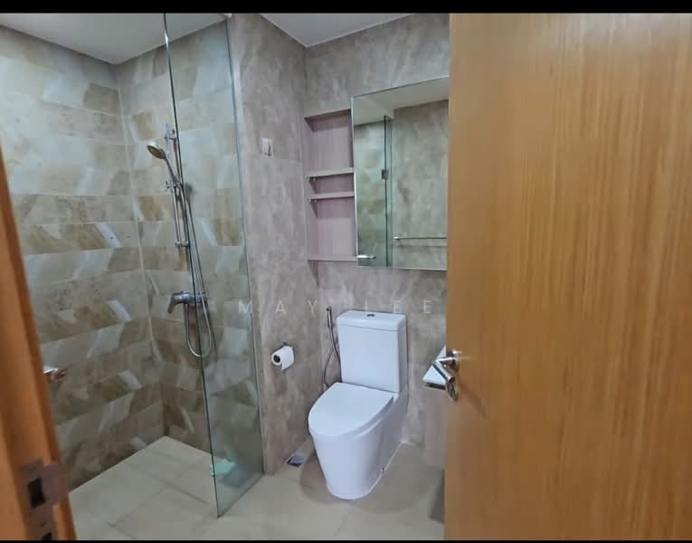 The Vales, 79 Anchorvale Crescent, 3 Bedrooms, 904 sqft, Condominium For Sale, by May Lee, 500243955 - Bathroom - PropertyGuru.com.sg
