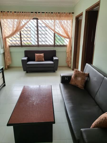 828 Yishun Street 81, 828 Yishun Street 81, 4 Bedrooms, 1,600 sqft, HDB Flat For Rent, by Kareen Tan 陳約廷, 500244008 - Living Room - PropertyGuru.com.sg