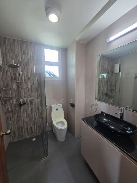 LORONG LEW LIAN, Lorong Lew Lian, Hougang / Punggol / Sengkang, 6 Bedrooms, 3,200 sqft, Semi-Detached House For Rent, by Terence Kuek, 500244024 - PropertyGuru.com.sg