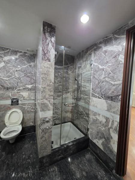 Riverside 48, 48 Robertson Quay, Orchard / River Valley, 1 Bedroom, 732 sqft, Apartment For Rent, by Raymond Ang 洪愷鴻, 500244032 - Bathroom - PropertyGuru.com.sg