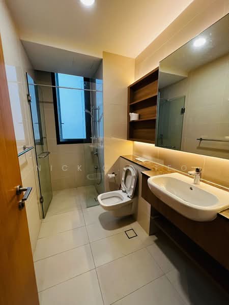 Near Nanhua Primary School! For Those Who Enjoy Outdoor Space!, 28A Jalan Lempeng, Buona Vista / West Coast / Clementi New Town, 2 Bedrooms, 1,336 sqft, Condominium For Sale, by Nick C.S Teo, 500244036 - Bathroom - PropertyGuru.com.sg