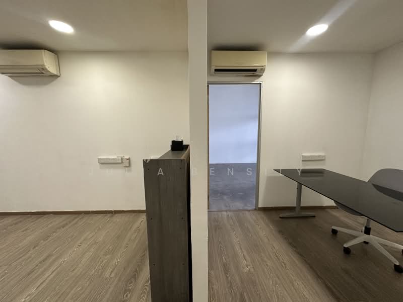 Primz Bizhub, 21 Woodlands Close singapore, 947 sqft, Light Industrial (B1) For Sale, by Julia Bensily, 500244042 - Office area - CommercialGuru.com.sg