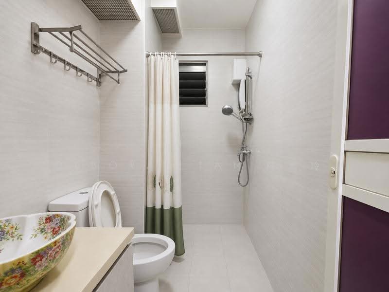 301D Punggol Place, 301D Punggol Place, Hougang / Punggol / Sengkang, 3 Bedrooms, 1,001 sqft, HDB Flat For Sale, by Deborah Tan 陈素玲, 500244046 - Bathroom - PropertyGuru.com.sg