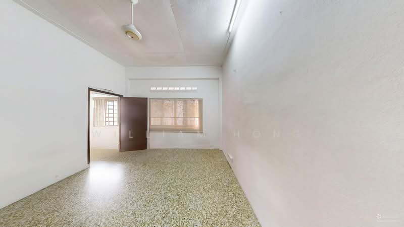 2-storey Original Charm Semi-D Near Serangoon MRT, Nex, Maris Stella & PLMGS, Freehold Semi-D Near Serangoon MRT, Nex & Maris Stella & PLMGS, Hougang / Punggol / Sengkang, 4 Bedrooms, 2,511 sqft, Semi-Detached House For Sale, by William Hong, 500244061 - Interior - PropertyGuru.com.sg