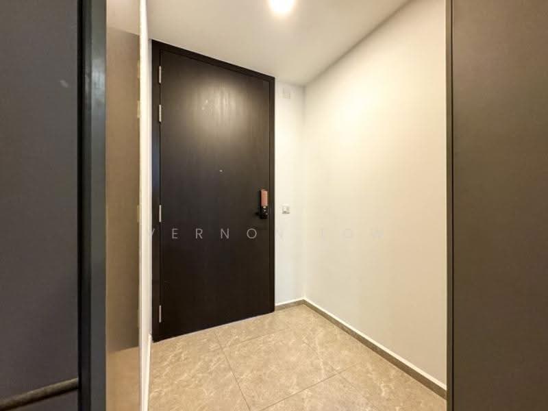 Park Colonial, 8 Woodleigh Lane, 1 Bedroom, 463 sqft, Condominium For Sale, by Vernon Low, 500244076 - PropertyGuru.com.sg