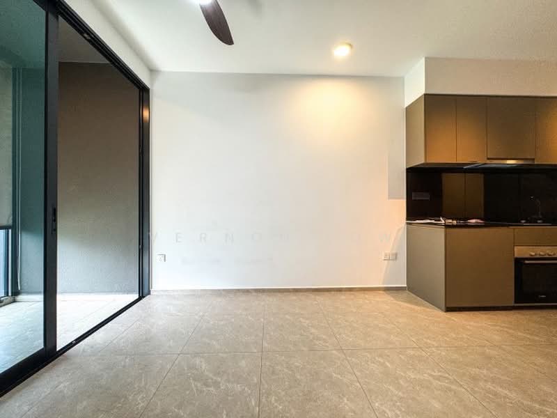 Park Colonial, 8 Woodleigh Lane, 1 Bedroom, 463 sqft, Condominium For Sale, by Vernon Low, 500244076 - PropertyGuru.com.sg