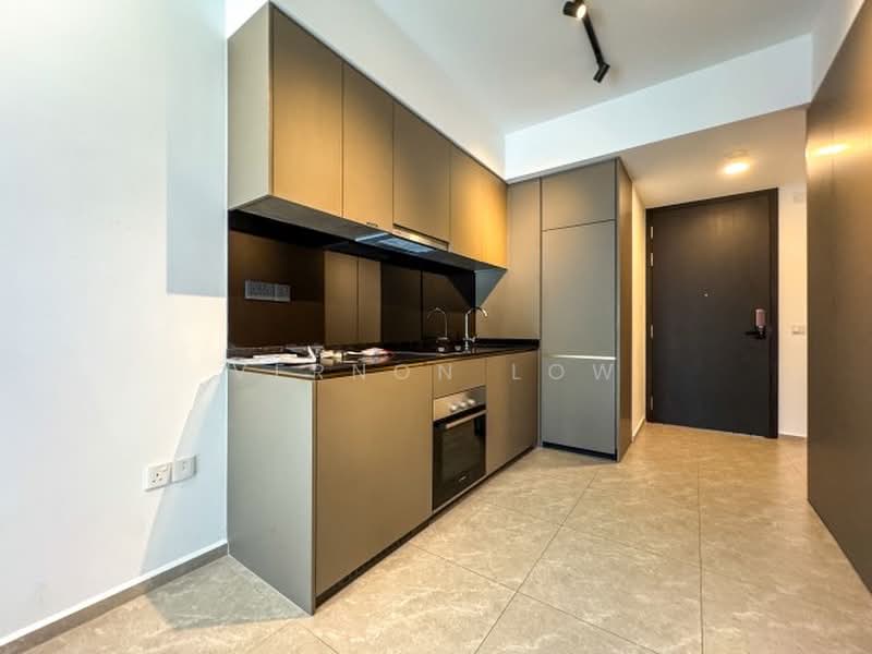 Park Colonial, 8 Woodleigh Lane, 1 Bedroom, 463 sqft, Condominium For Sale, by Vernon Low, 500244076 - PropertyGuru.com.sg