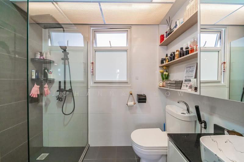 623A Tampines Avenue 12, 623A Tampines Avenue 12, Pasir Ris / Tampines, 3 Bedrooms, 1,001 sqft, HDB Flat For Sale, by Johanna Chow, 500244078 - Bathroom - PropertyGuru.com.sg