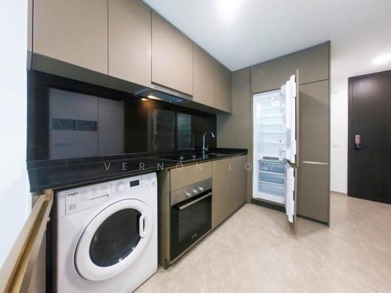 Park Colonial, 12 Woodleigh Lane, 2 Bedrooms, 603 sqft, Condominium For Rent, by Vernon Low, 500244082 - PropertyGuru.com.sg