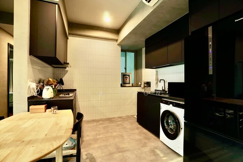 Woodsville 28, 28 Woodsville Close, 2 Bedrooms, 904 sqft, Condominium For Sale, by Kum Soon, 500244093 - Kitchen - PropertyGuru.com.sg