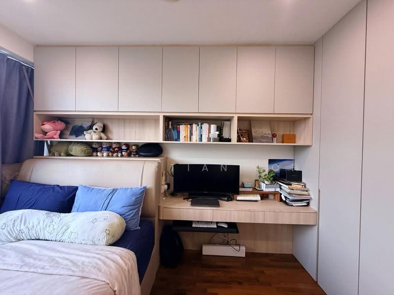 Esparina Residences, 121 Compassvale Bow, Hougang / Punggol / Sengkang, 2 Bedrooms, 829 sqft, Condominium For Sale, by Sebastian Koh, 500244107 - Bedroom - PropertyGuru.com.sg