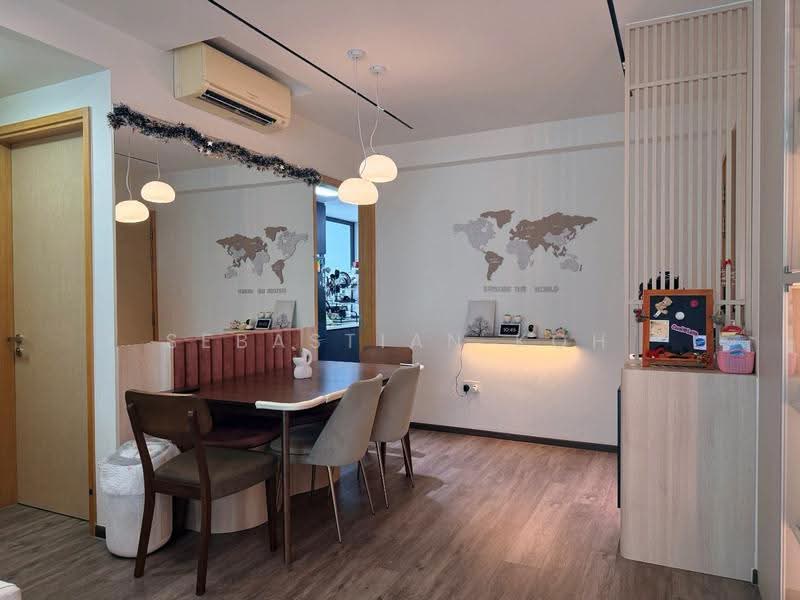 Esparina Residences, 121 Compassvale Bow, Hougang / Punggol / Sengkang, 2 Bedrooms, 829 sqft, Condominium For Sale, by Sebastian Koh, 500244107 - Dining Room - PropertyGuru.com.sg