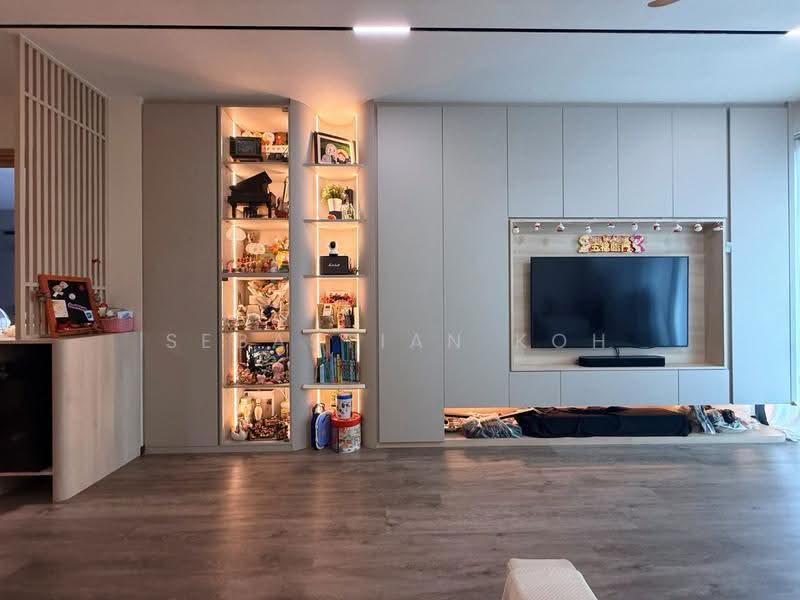 Esparina Residences, 121 Compassvale Bow, Hougang / Punggol / Sengkang, 2 Bedrooms, 829 sqft, Condominium For Sale, by Sebastian Koh, 500244107 - Living Room - PropertyGuru.com.sg