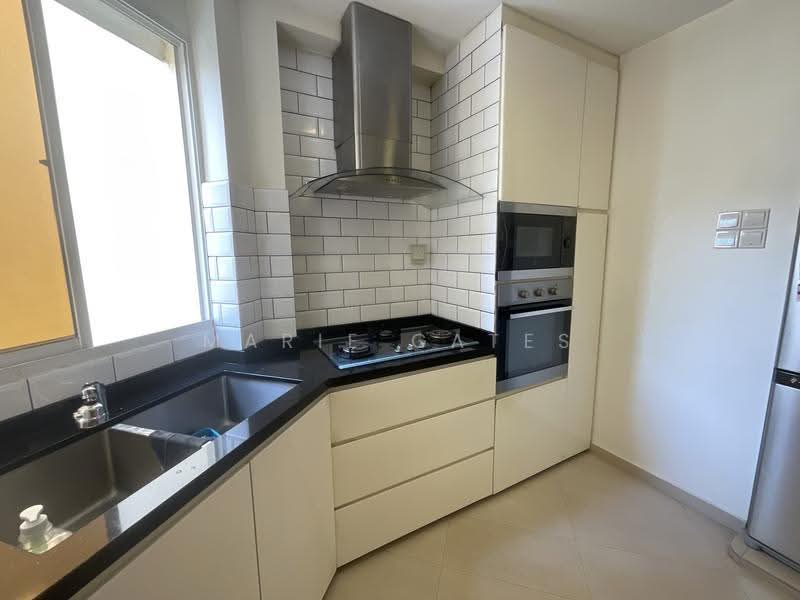 Villa Marina, 21 Jalan Sempadan, East Coast / Marine Parade, 5 Bedrooms, 2,024 sqft, Condominium For Sale, by Marie Gates, 500244110 - Kitchen - PropertyGuru.com.sg